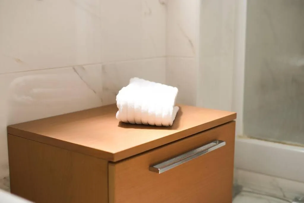 Sun & Moon Apartment Free Parking Near Vaticano Rome